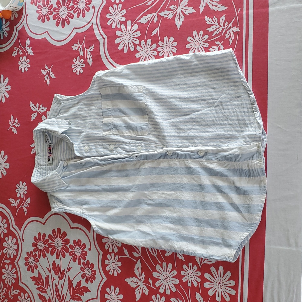 3/$25 Vintage Striped Sleeveless Button-Up Top - Picture 7 of 8